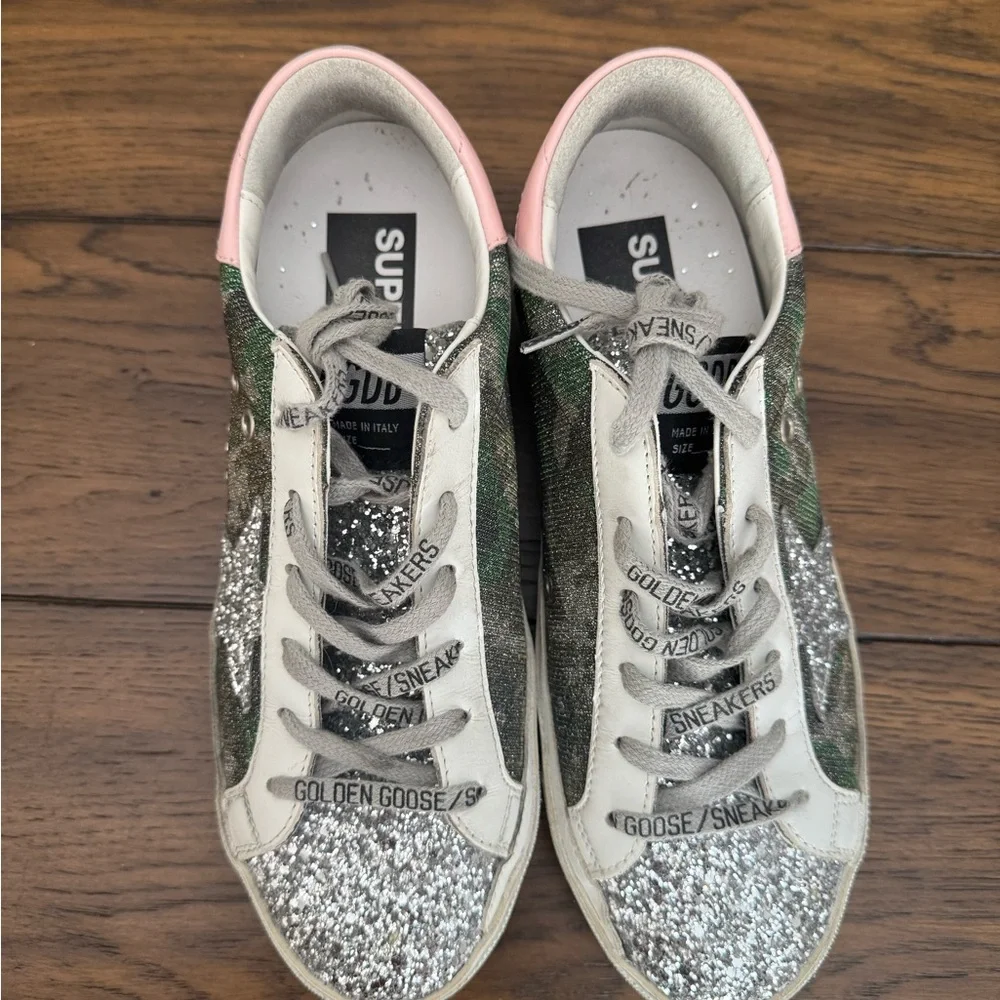 Golden Goose Sneakers - Picture 2 of 4